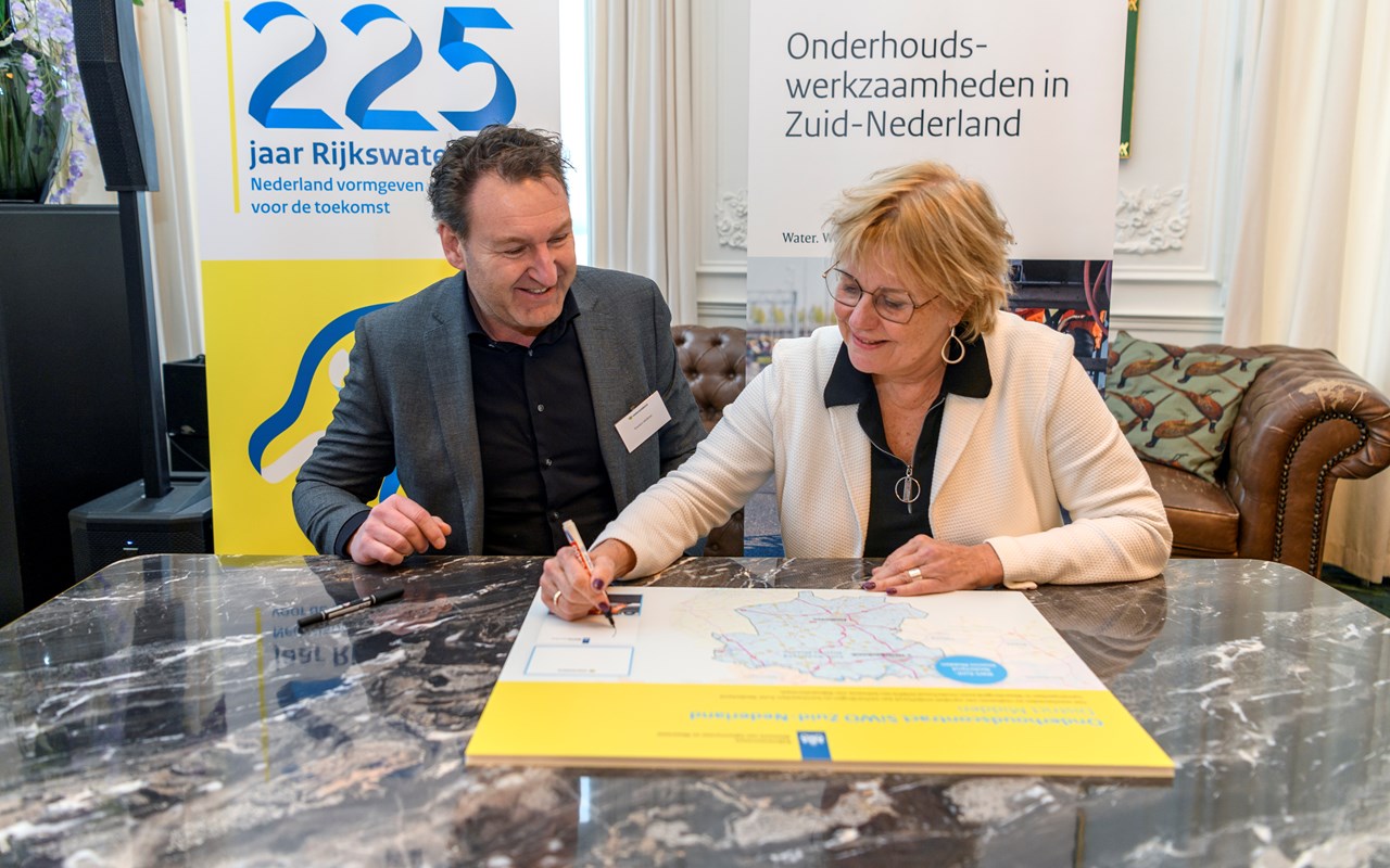 RWS en Dura Vermeer tekenen contract onderhoud wegen Zuid-Nederland
