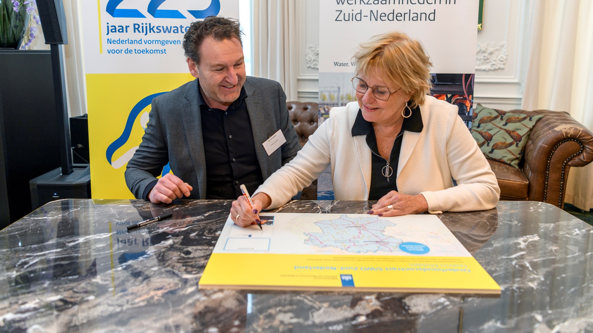 RWS en Dura Vermeer tekenen contract onderhoud wegen Zuid-Nederland
